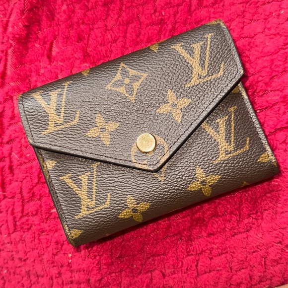 Louis Vuitton Handbags - Louis Vuitton Wallet